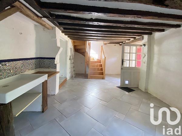 Maison de village 3 pièces de 88 m² à Champignelles (89350)