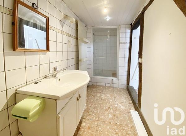 Maison de village 3 pièces de 88 m² à Champignelles (89350)