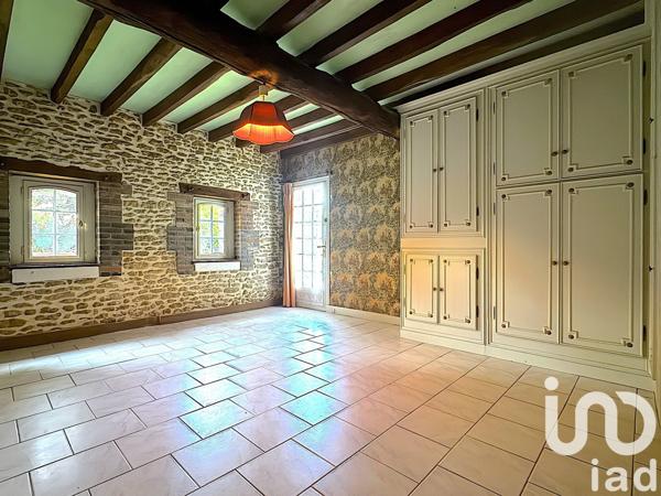 Maison de campagne 7 pièces de 249 m² à Chessy-les-Prés (10130)