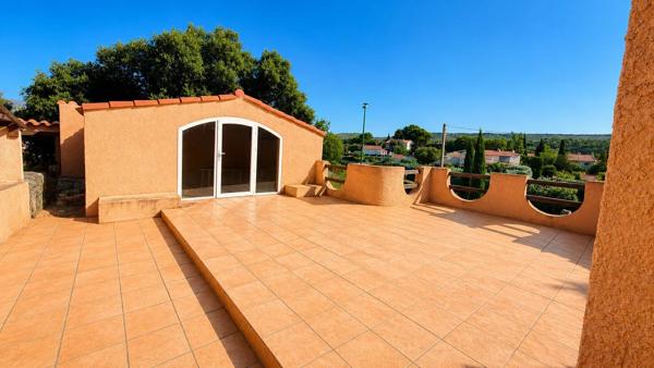 Vente                                                      Villa
                        
                     3 pièces                      72 m2                     à Pourrières
