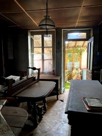 Ancienne forge sur 3 niveaux 105m² sur 777m² de terrain 23 500 €