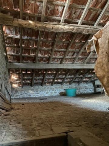Ancienne forge sur 3 niveaux 105m² sur 777m² de terrain 23 500 €