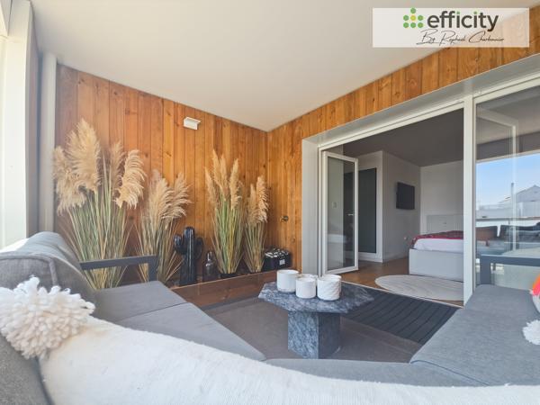 Appartement
         4 pièces
        - 96 m² 379 000 € *
