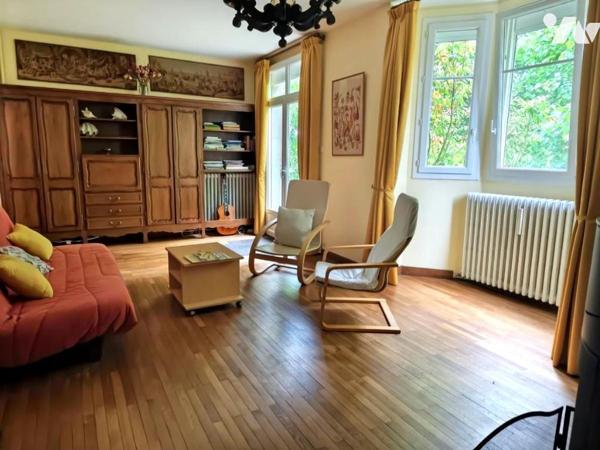 Belle demeure de charme avec beaux volumes