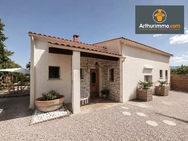 Vente                                                      Maison
                        
                     8 pièces                      237 m2                     à Porticcio