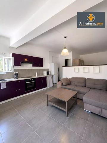 Vente                                                      Maison
                        
                     8 pièces                      237 m2                     à Porticcio