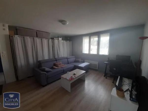 Appartement à louer 1 pièce 31.8m²
