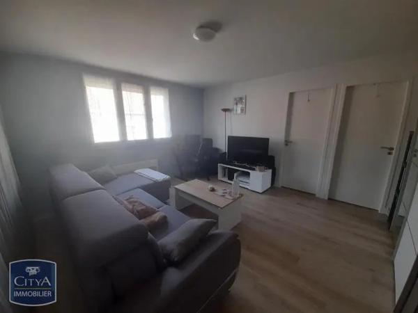 Appartement à louer 1 pièce 31.8m²