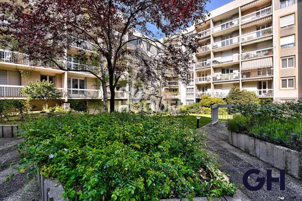 Appartement Familial avec balcon - Lyon 6e - 122m
