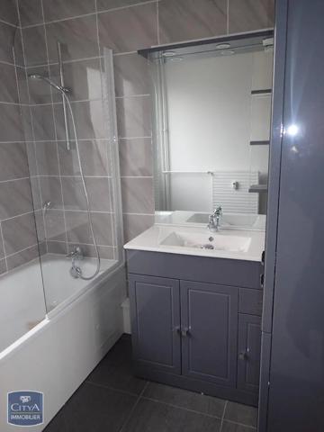 Appartement à louer 5 pièces 95m² Besançon (25000)
