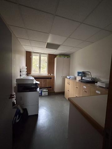 Vente Local industriel à Laval-en-Brie