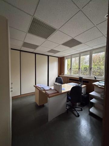 Vente Local industriel à Laval-en-Brie