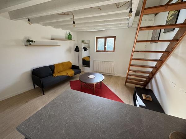 Appartement à louer |  Hargeville |  1 pièce | 29 m²
