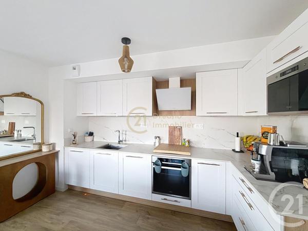 Appartement T3 à vendre  3 pièces - 68,90 m2 NOYAL CHATILLON SUR SEICHE - 35