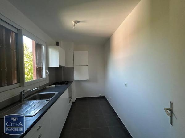 Appartement à louer 3 pièces 69.86m² Saint-Germain-en-Laye (78100)