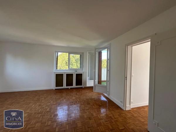 Appartement à louer 3 pièces 69.86m² Saint-Germain-en-Laye (78100)
