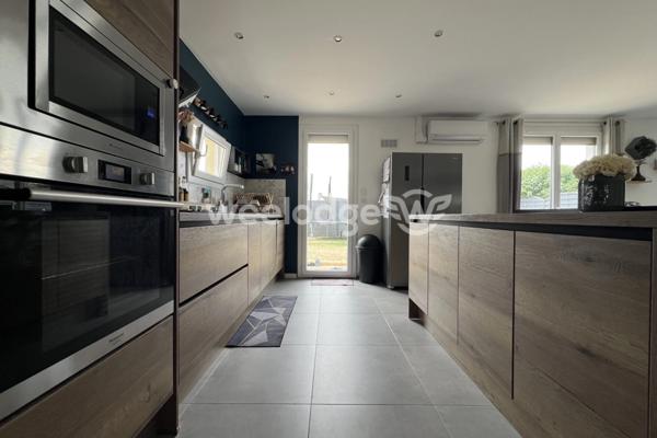 Maison à vendre 6 pièces de 114 m² à Mantes-la-Ville