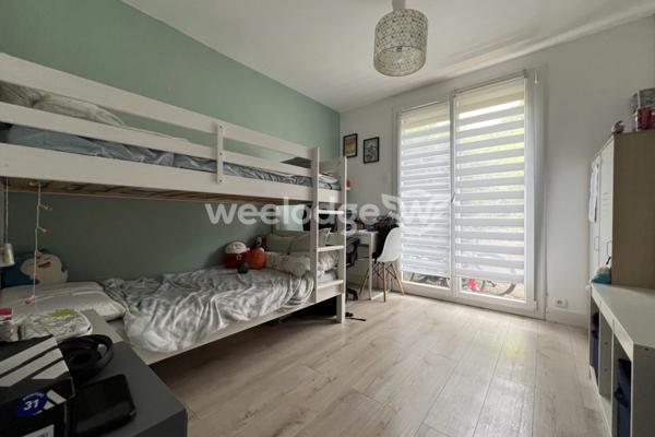 Maison à vendre 6 pièces de 114 m² à Mantes-la-Ville