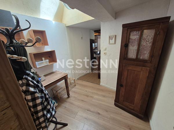 À LOUER - APPARTEMENT MEUBLÉ 3 CHAMBRES EN DUPLEX - BOURG SÉRENT