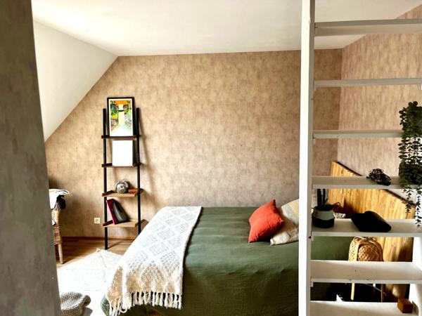 La Gouesnière (35350) Maison contemporaine 136 m² – 5 chambres. Vie de plain-pied, jardin arboré – Proche Saint-Malo