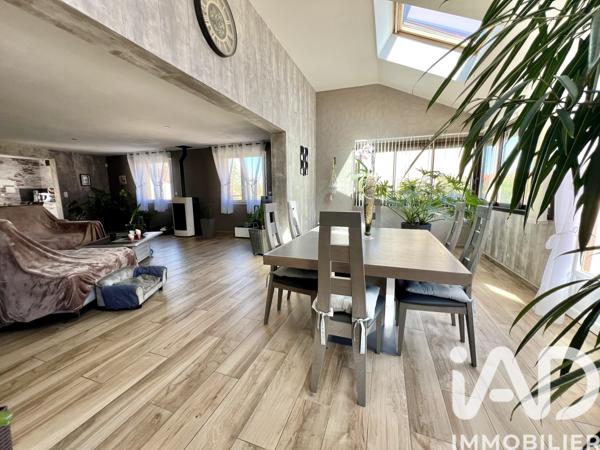 Maison à vendre 8 pièces 186 m² Frignicourt