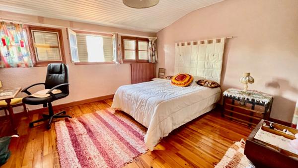 TARBES secteur Martinet Marcadieu Caminadour, appartement T4 de 135 m² avec terrasse et garage.