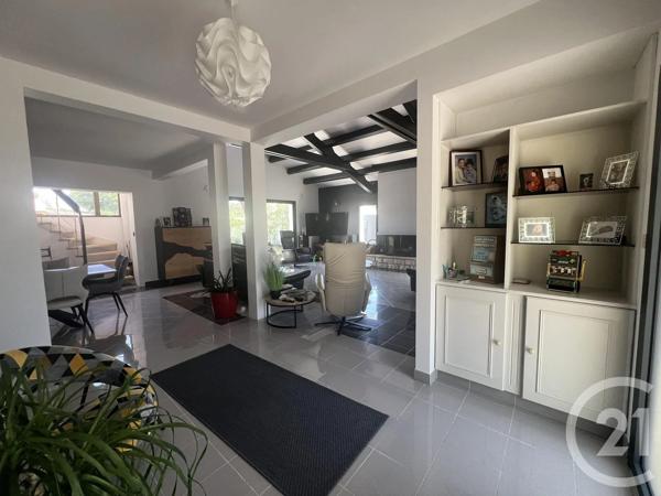 Maison à vendre  5 pièces - 226,31 m 2   ST JEAN DE MONTS  - 85