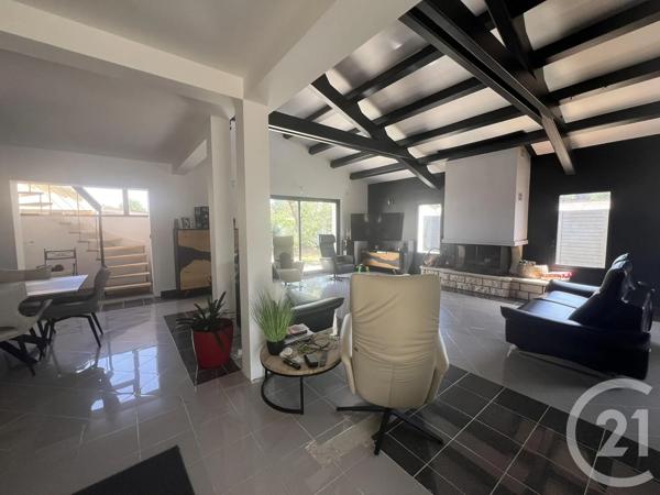 Maison à vendre  5 pièces - 226,31 m 2   ST JEAN DE MONTS  - 85