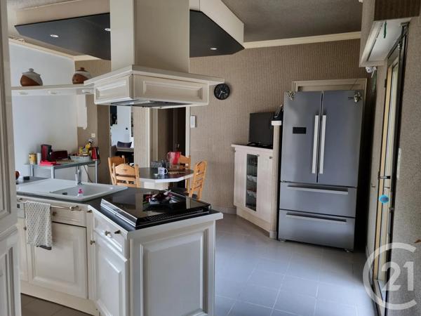 Maison à vendre  5 pièces - 226,31 m 2   ST JEAN DE MONTS  - 85