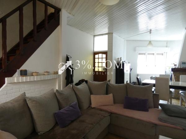 Maison
                                                                                                                                                                                                                                                                                                                        4 pièce(s)                                                                                                                                                                                                          2 chambre(s)                                                                                                                                                                                                          85.71  m²