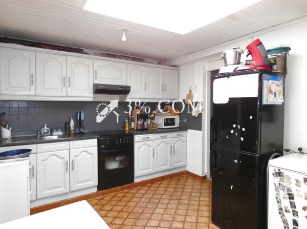 Maison
                                                                                                                                                                                                                                                                                                                        4 pièce(s)                                                                                                                                                                                                          2 chambre(s)                                                                                                                                                                                                          85.71  m²