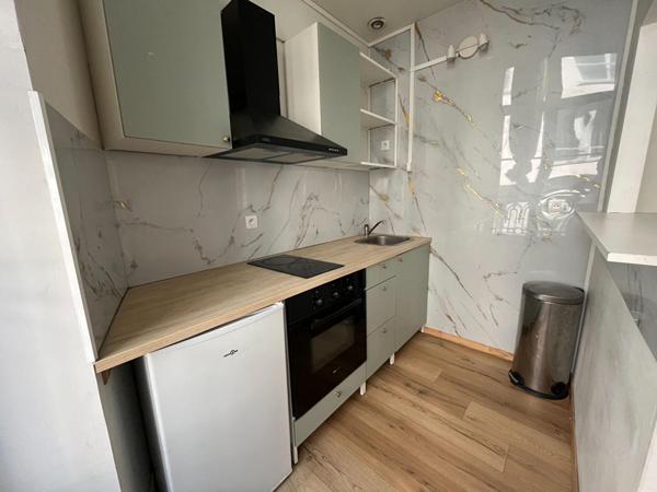A LOUER : T1 à LILLE • • 920 € CC • Réf. 1598-B16