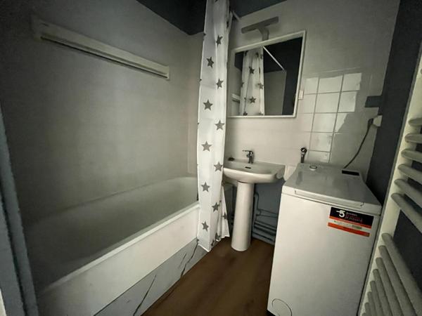A LOUER : T1 à LILLE • • 920 € CC • Réf. 1598-B16
