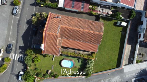 Ensemble immobilier - ZI de Layats