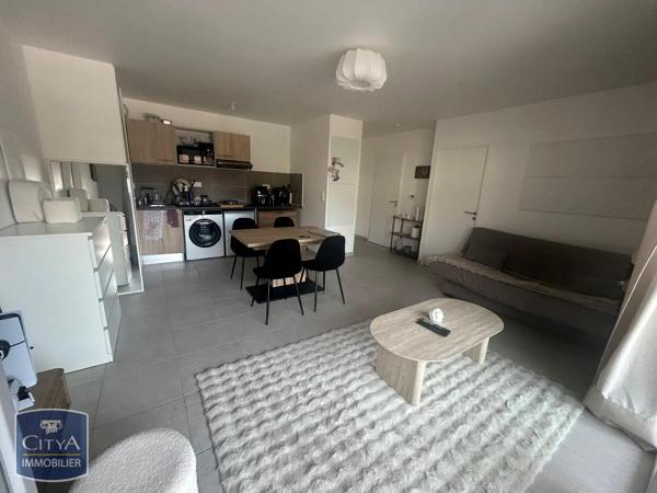 Appartement à louer 2 pièces 43.69m² Limoges (87000)