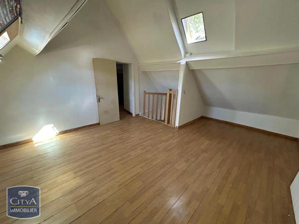 Maison à louer 4 pièces 104.73m² Marcillat-en-Combraille (03420)