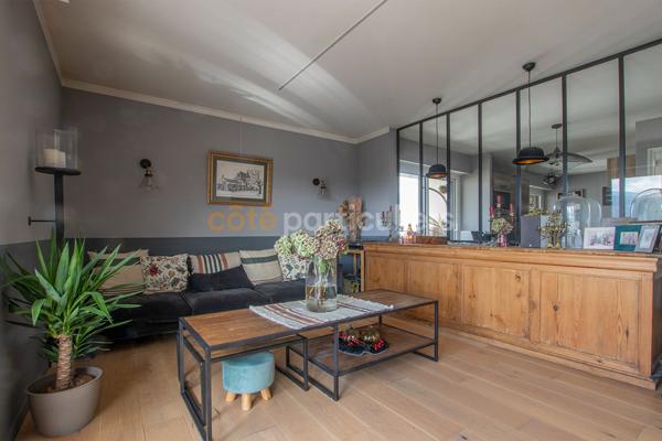 Vente
                Appartement60,96 m² - 3 Pièces -
                    SAINT CERGUES (74140)