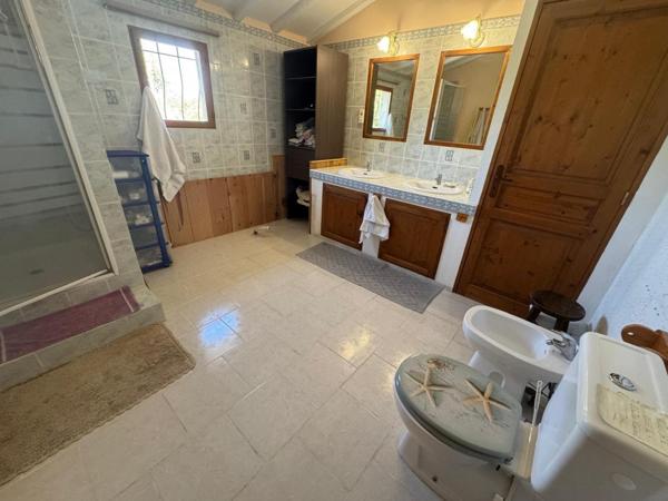 Maison  de 4 chambres avec garage et jardin