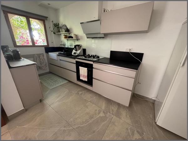 Maison  de 4 chambres avec garage et jardin