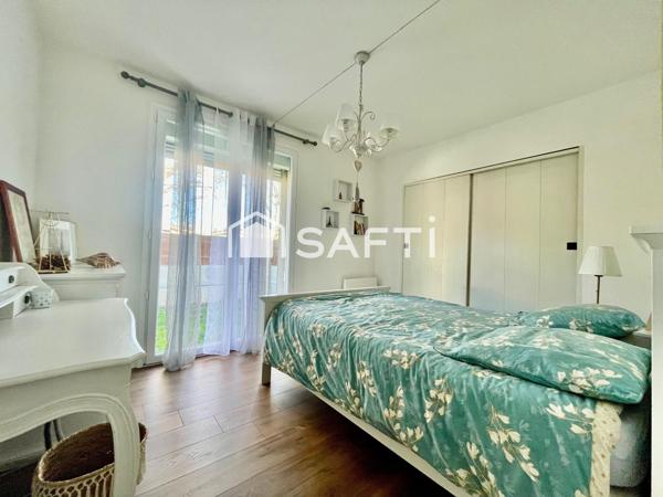 Maison T3 avec piscine et grand jardin paysagé