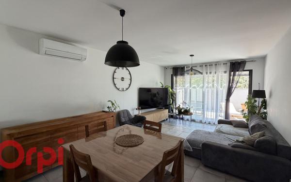 Maison à vendre    3 pièces •  Pia