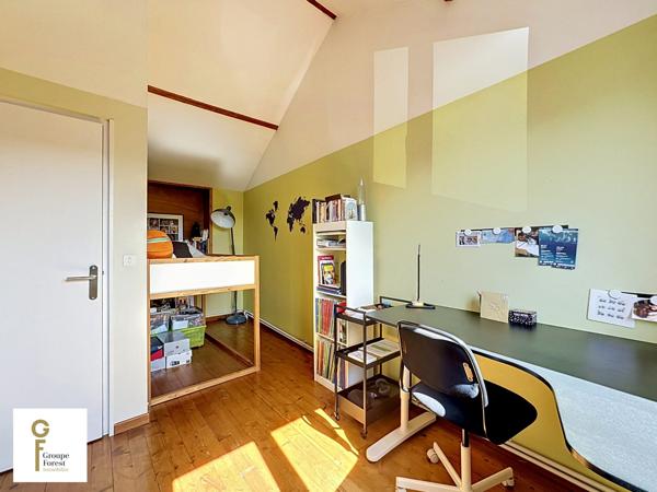DEMEURE DE CHARME ATYPIQUE SEMI PLAIN-PIED