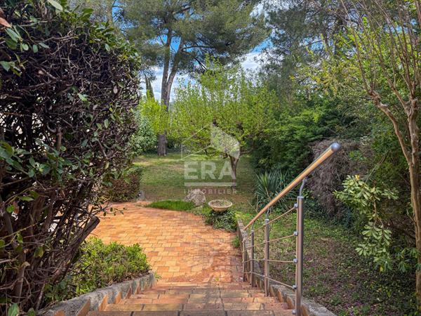 Maison Bouc Bel Air 5 pièces 155m2