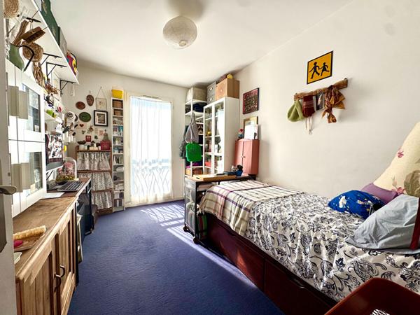 Appartement 4 pièces de 73 m² avec balcons ? Chanteloup-en-Brie