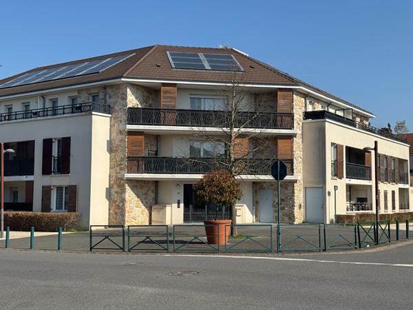 Appartement 4 pièces de 73 m² avec balcons ? Chanteloup-en-Brie