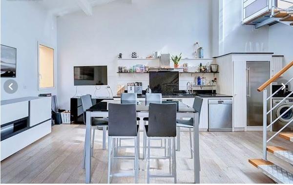 Cassis (13260) Immeuble de 5 logements loués _ 234m² avec terrasse balcons pour investir à Cassis