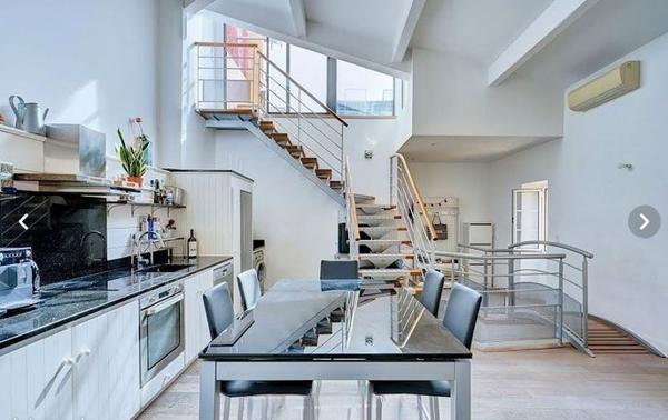 Cassis (13260) Immeuble de 5 logements loués _ 234m² avec terrasse balcons pour investir à Cassis