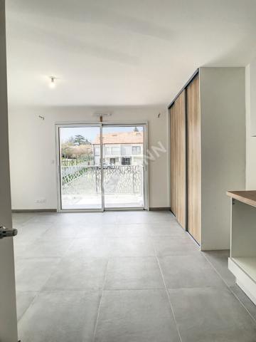 Bel appartement  2 pièces  41.49m² Centre ville de VALLET