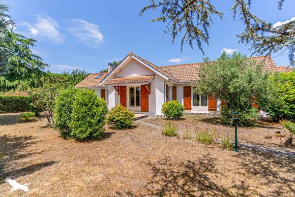 Maison 416 960 € Blanquefort 6 p 125 m² DPE D
