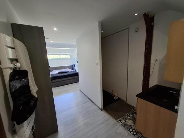 GRANDE MAISON FAMILIAL, 6 CHAMBRES, AVRILLE